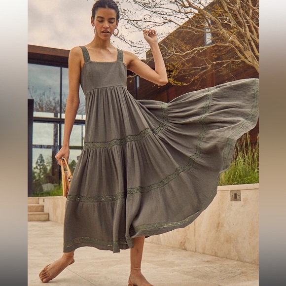 HUNTER BELL Dresses & Skirts - Hunter Bell Daniela Dress | Palm Leaf